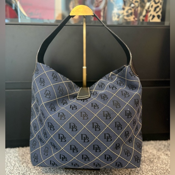 Dooney & Bourke Navy signature Logo loc hobo - Picture 8 of 15